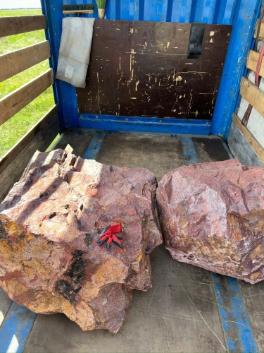 Ландшафтные глыбы красно-фиолетовые 200-1000 килограмм купить в Ивановской области