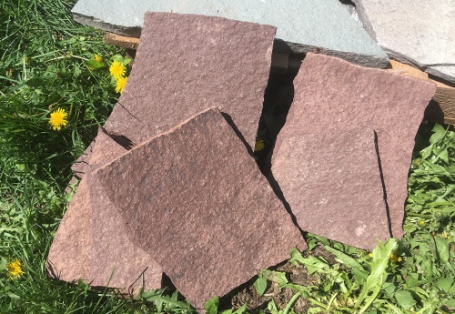 Плитняк лемезит бордовый для цоколя 1,5-2 см купить в Ивановской области