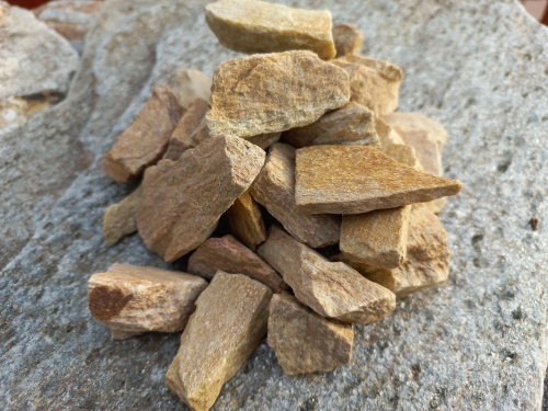 Златолит жёлтый декоративная каменная крошка купить в Ивановской области