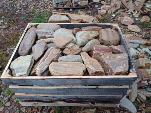 Златолит жёлтый, жёлто-зелёный глыбки и валуны для ланшафтного дизайна купить в Ивановской области